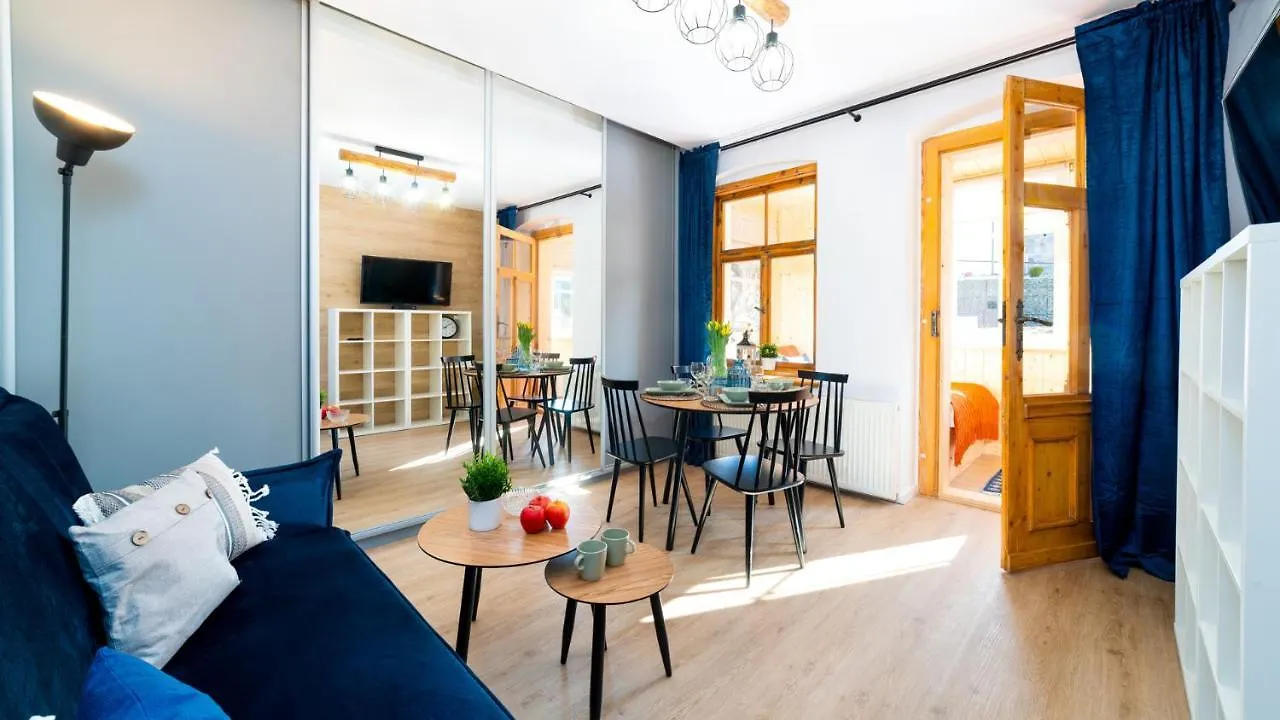 Hello Apartamenty - Pozytywka Z Widokiem Na Sniezke Karpacz 0*,  Polsko